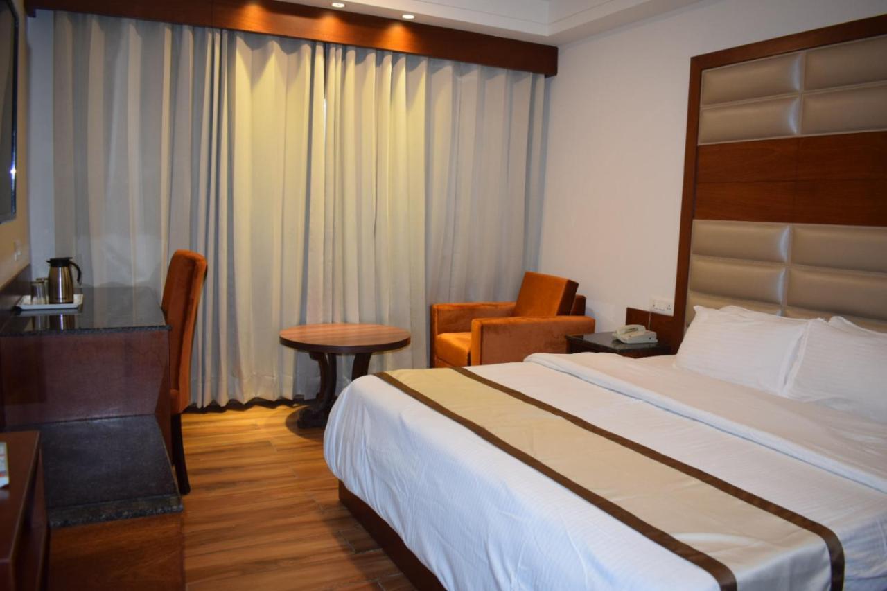 Hotel Ambica Katra Katra  Exteriér fotografie