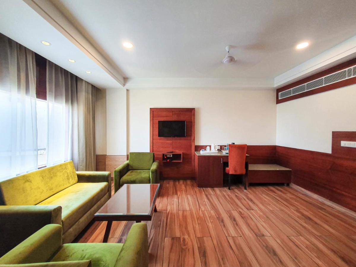 Hotel Ambica Katra Katra  Exteriér fotografie