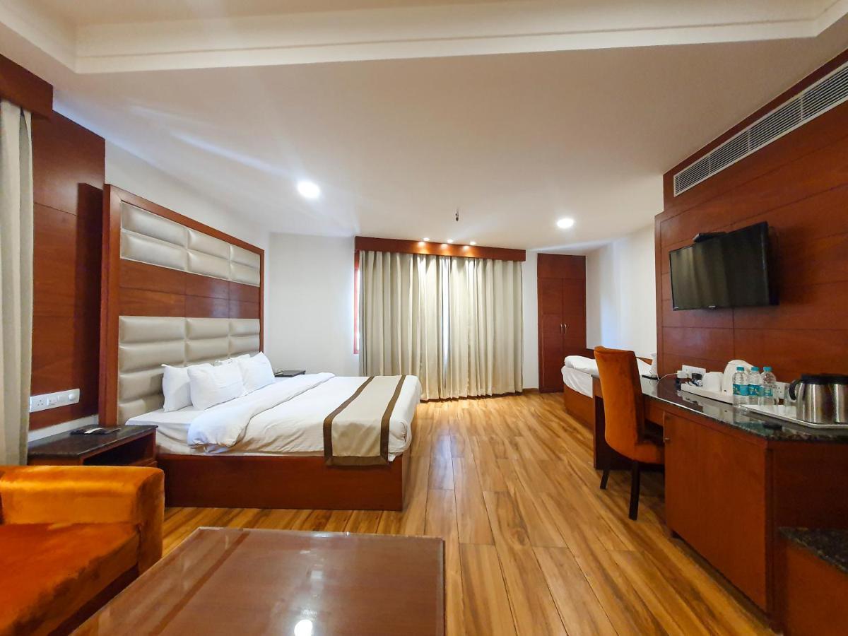 Hotel Ambica Katra Katra  Exteriér fotografie
