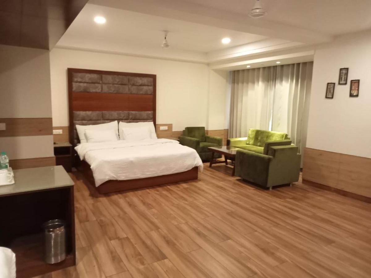 Hotel Ambica Katra Katra  Exteriér fotografie