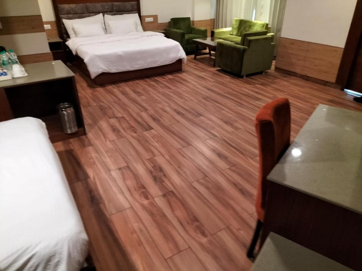 Hotel Ambica Katra Katra  Exteriér fotografie
