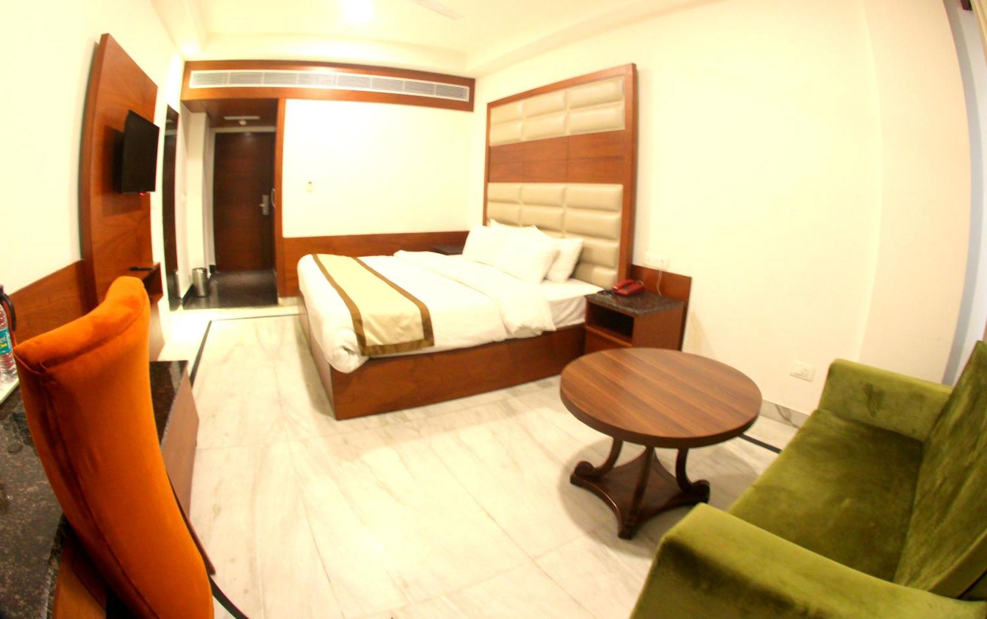 Hotel Ambica Katra Katra  Exteriér fotografie