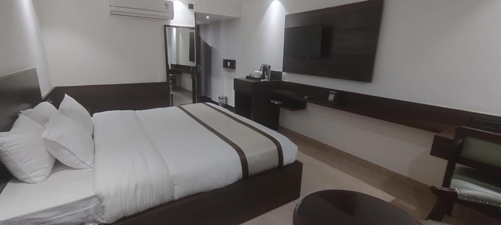 Hotel Ambica Katra Katra  Exteriér fotografie
