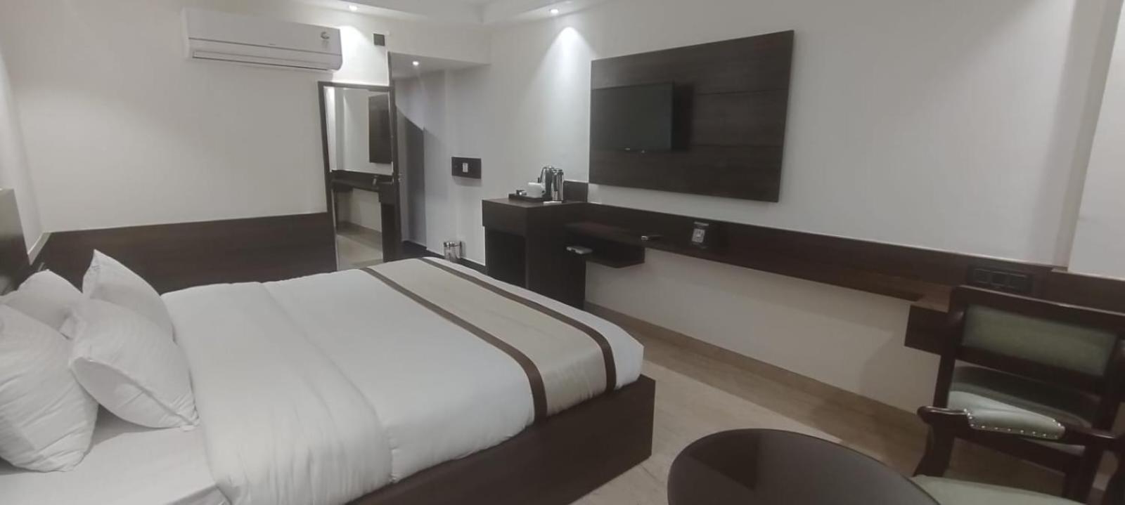 Hotel Ambica Katra Katra  Exteriér fotografie